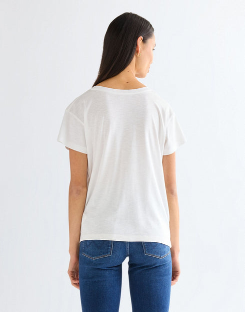 Wrangler Women's Easy V Neck T-Shirt In Bright White - Rodeo In