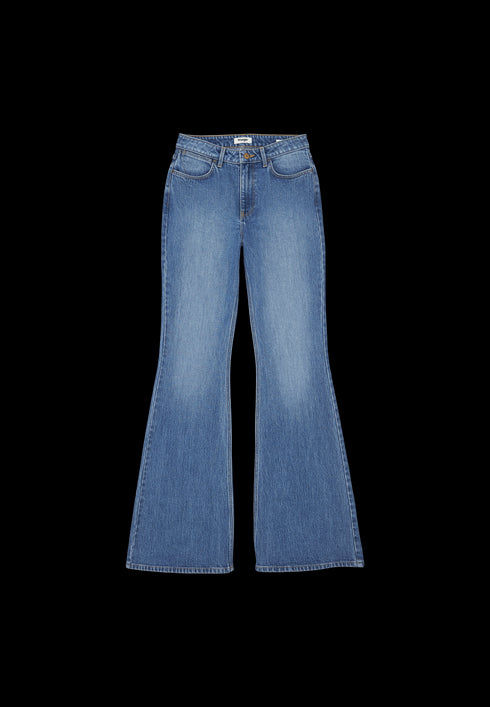 Wrangler Women's Fierce Flare in Meadow