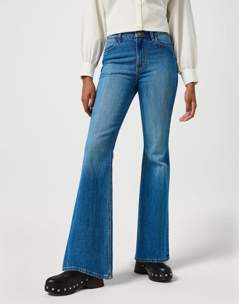 Wrangler Women's Fierce Flare in Meadow