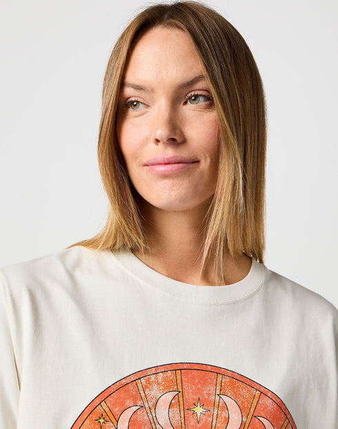 Wrangler Women's GirlFriend T-Shirt In Vintage White