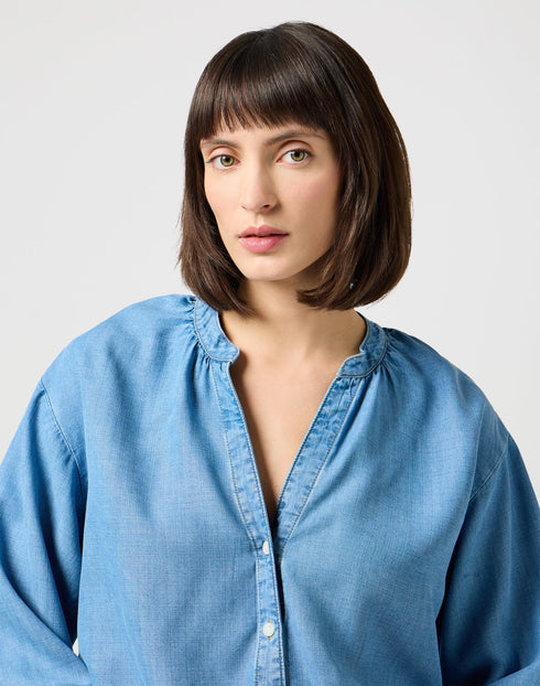 Wrangler Women's Poet Sleeve Blouse In First Friend