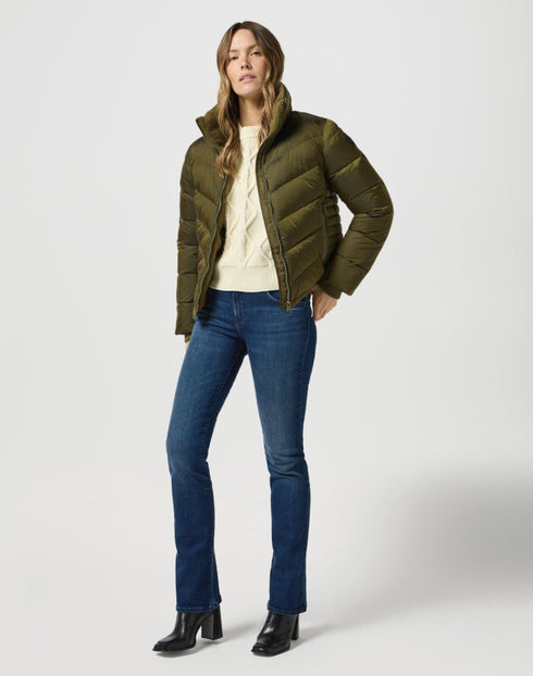 Wrangler Women's Short Puffer Jacket in Ivy Green