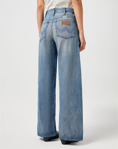 Wrangler Women's Spat Loose Jeans In Green Wash