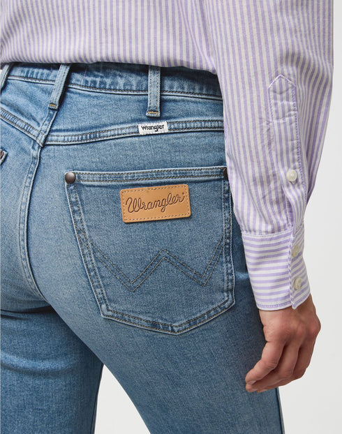 Wrangler Women's Straight Jeans In Indigo Valley - Rodeo In