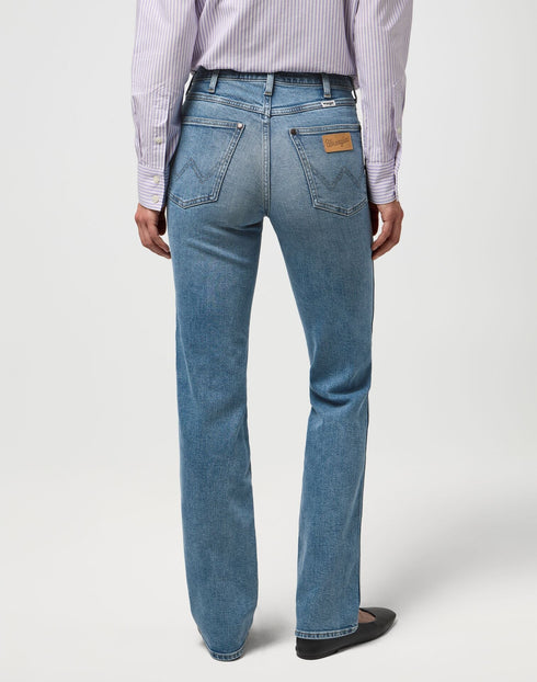 Wrangler Women's Straight Jeans In Indigo Valley - Rodeo In