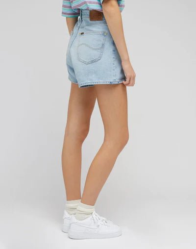 Carol Short Jeans in Soft Diffused