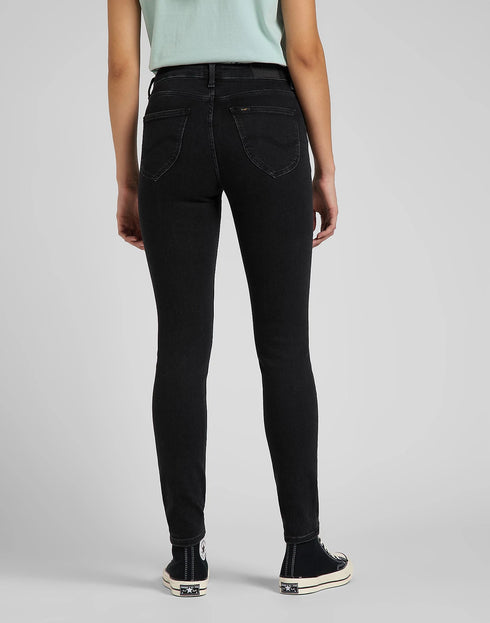 Lee Women's Foreverfit Jeans In Black Avery
