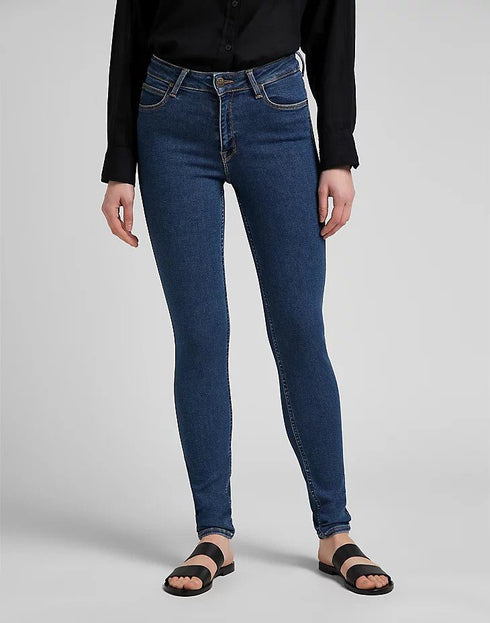 Lee Women's Foreverfit Jeans In Clean Riley