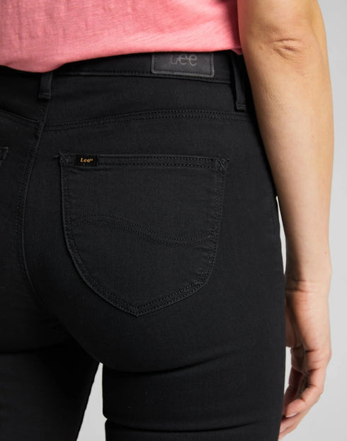 Scareltt High Jeans In Black Rinse