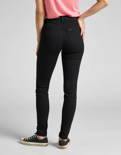 Scareltt High Jeans In Black Rinse