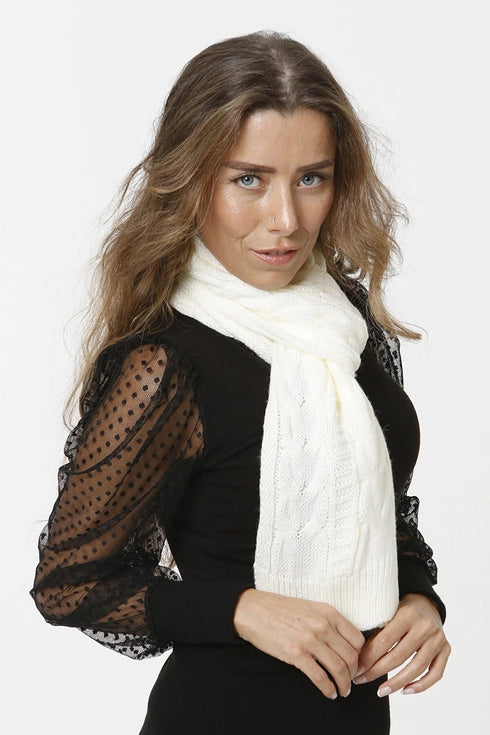 Stylish Knitted Scarf VE501