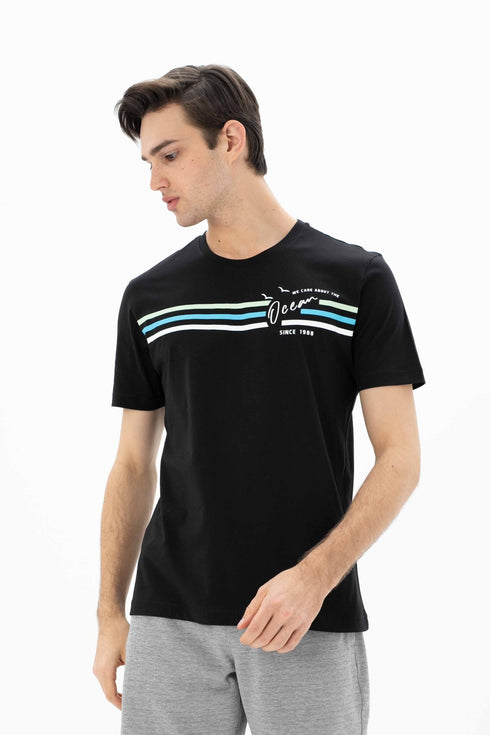 T-Shirt Round Neck With Chest Print