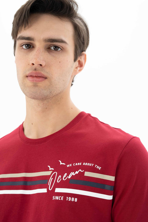 T-Shirt Round Neck With Chest Print