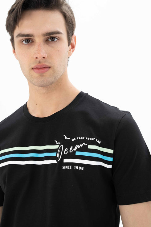 T-Shirt Round Neck With Chest Print